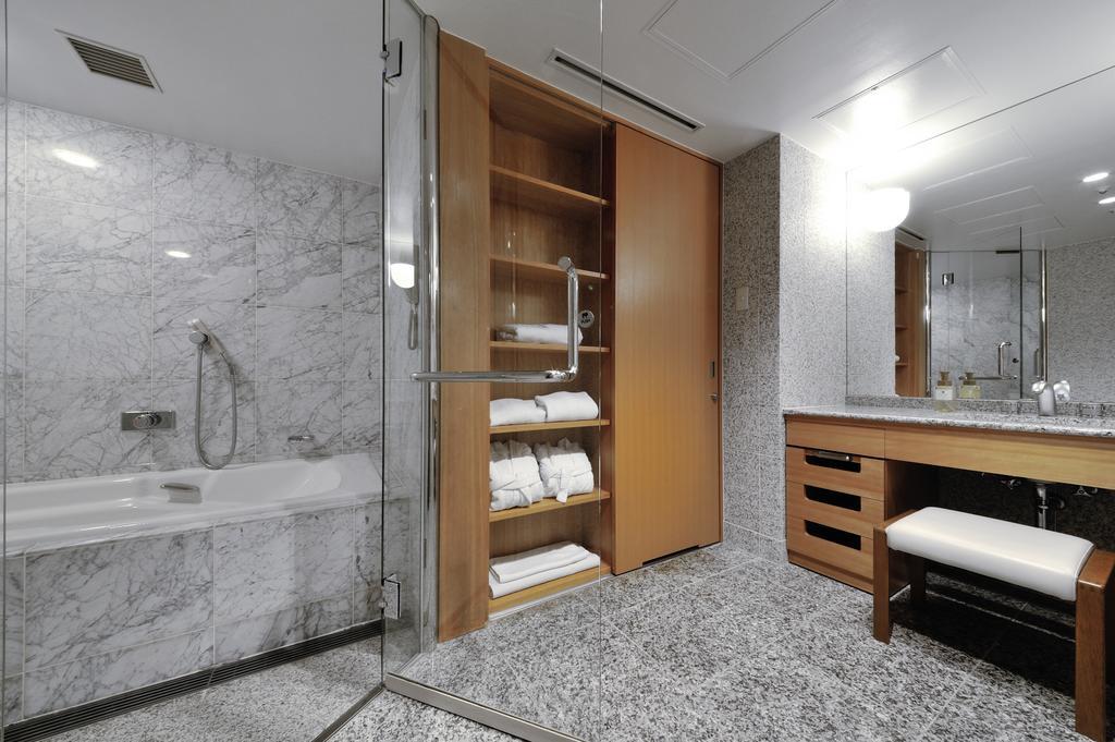 Jr Kyushu Station Hotel Kokura كيتاكيوشو المظهر الخارجي الصورة